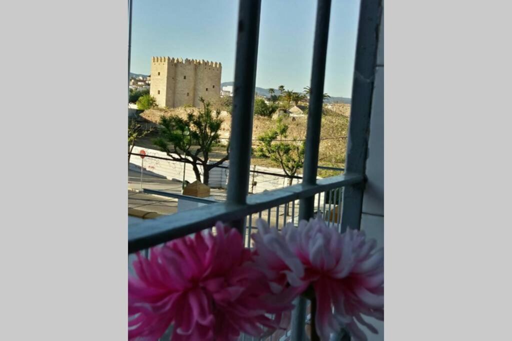 Appartement Apartamento Al-Zhara, Junto Puente Romano à Cordoue Extérieur photo
